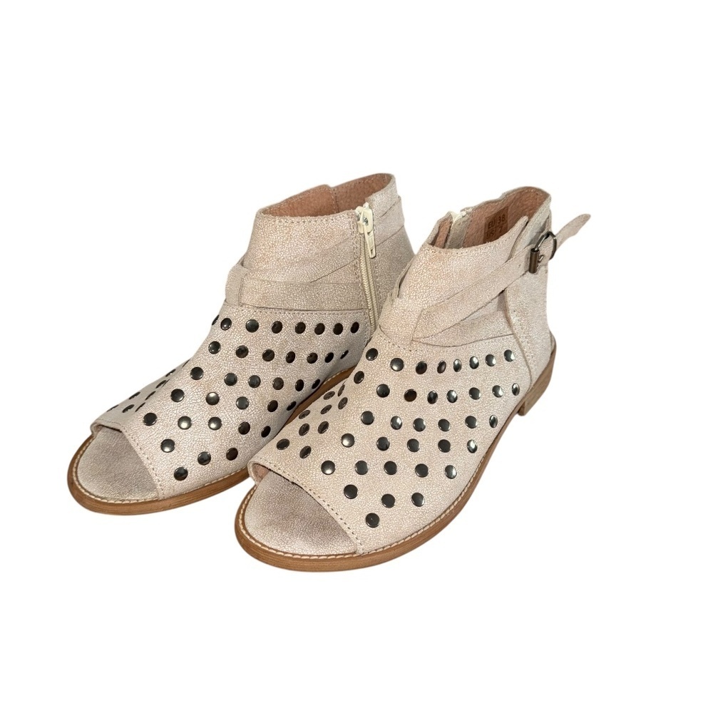 Anthropologie Musse & Cloud Ailike Leather Studded Peep Toe Booties Womens 7